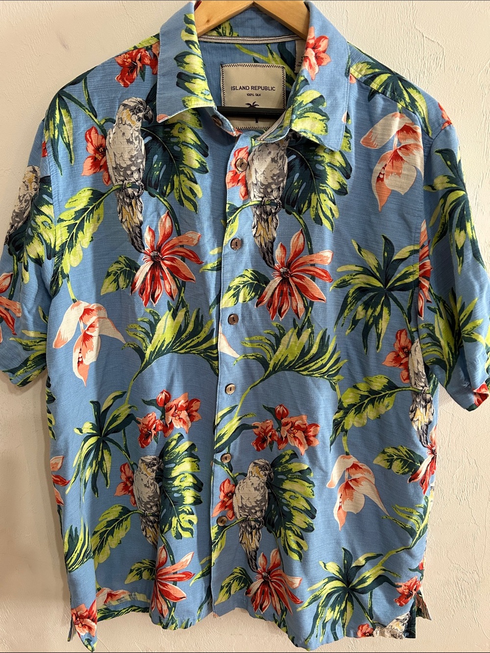Island Republic Men's Blue Tropical Button-Up Shirt XL Chest 24 inches